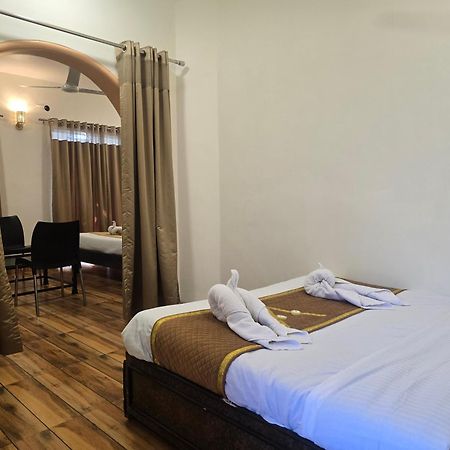 Hotel Vyankatesh & Pure Veg Restaurant Mahābaleshwar Εξωτερικό φωτογραφία