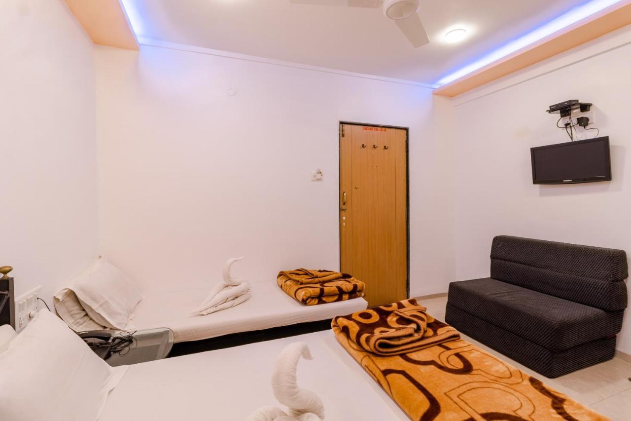 Hotel Vyankatesh & Pure Veg Restaurant Mahābaleshwar Εξωτερικό φωτογραφία