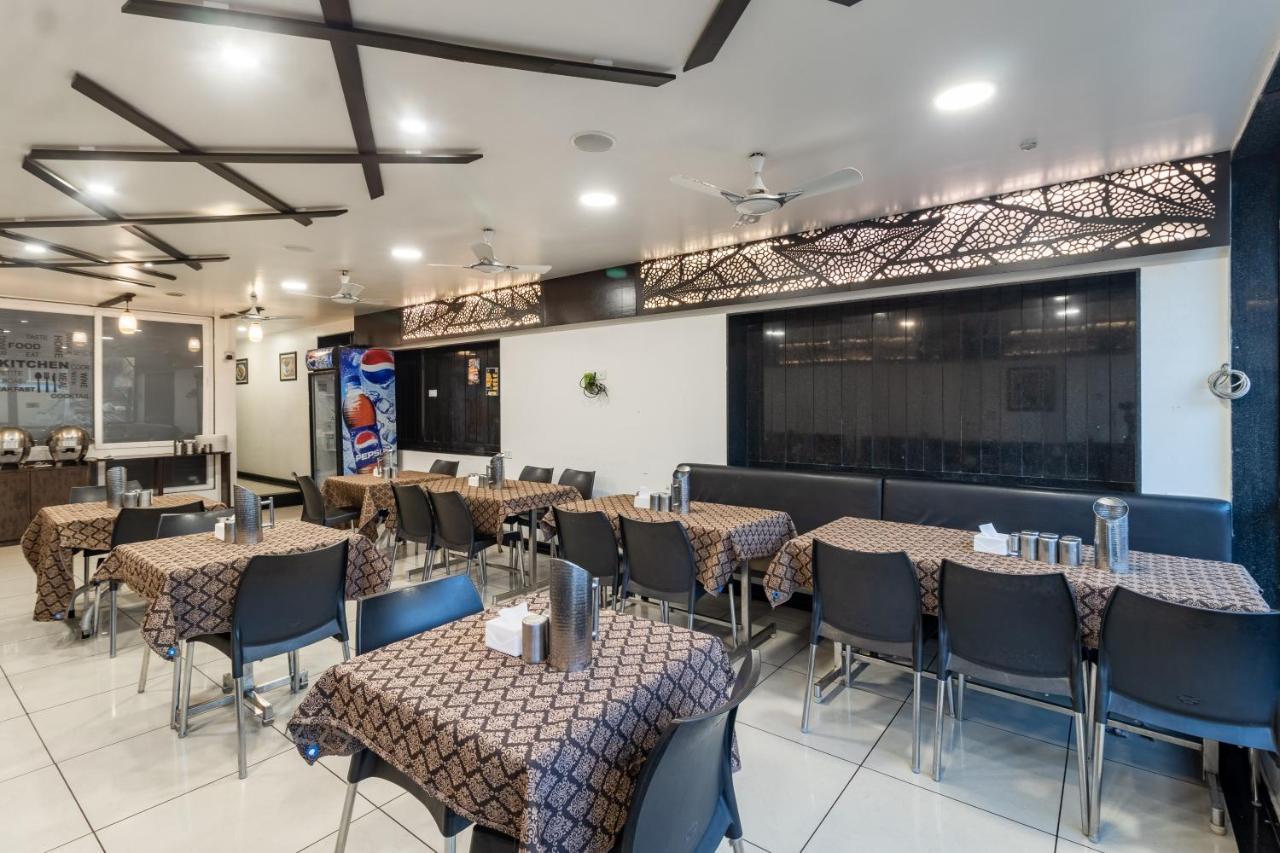 Hotel Vyankatesh & Pure Veg Restaurant Mahābaleshwar Εξωτερικό φωτογραφία