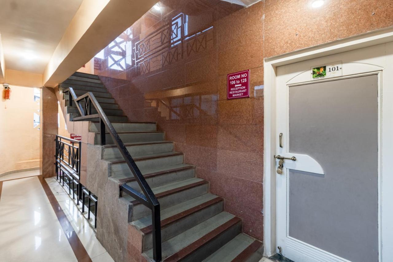 Hotel Vyankatesh & Pure Veg Restaurant Mahābaleshwar Εξωτερικό φωτογραφία