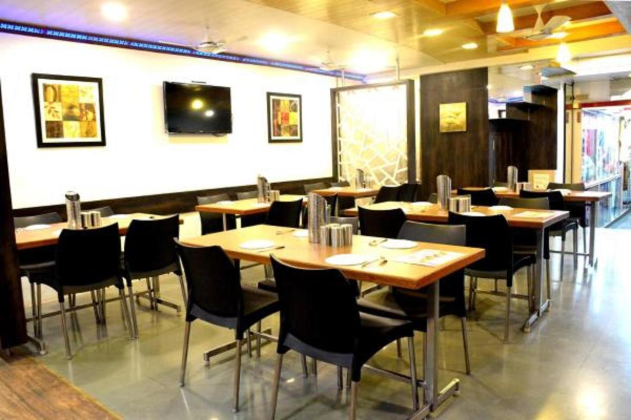 Hotel Vyankatesh & Pure Veg Restaurant Mahābaleshwar Εξωτερικό φωτογραφία